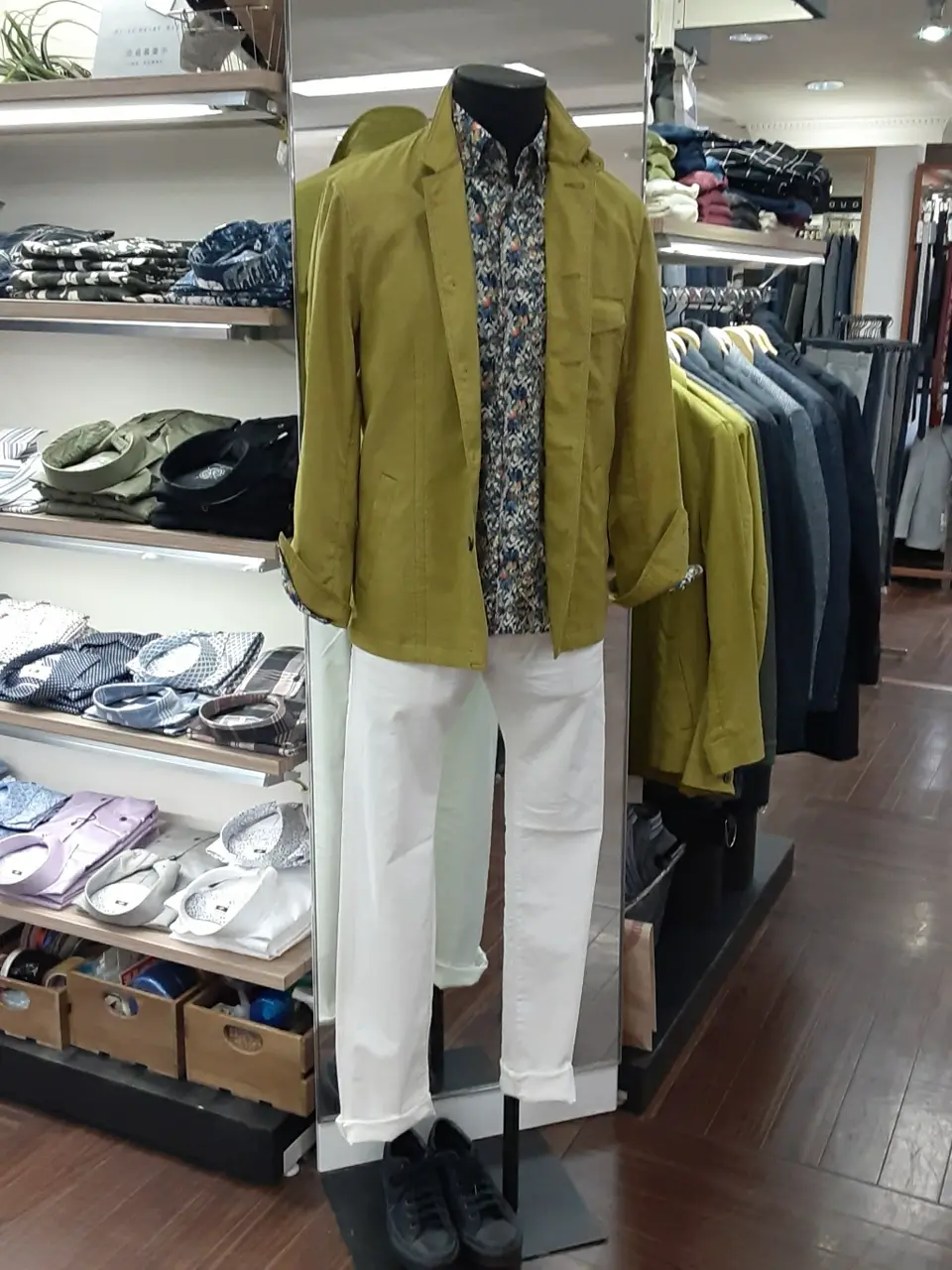 JOSEPH ABBOUD 中島 コーディネート画像