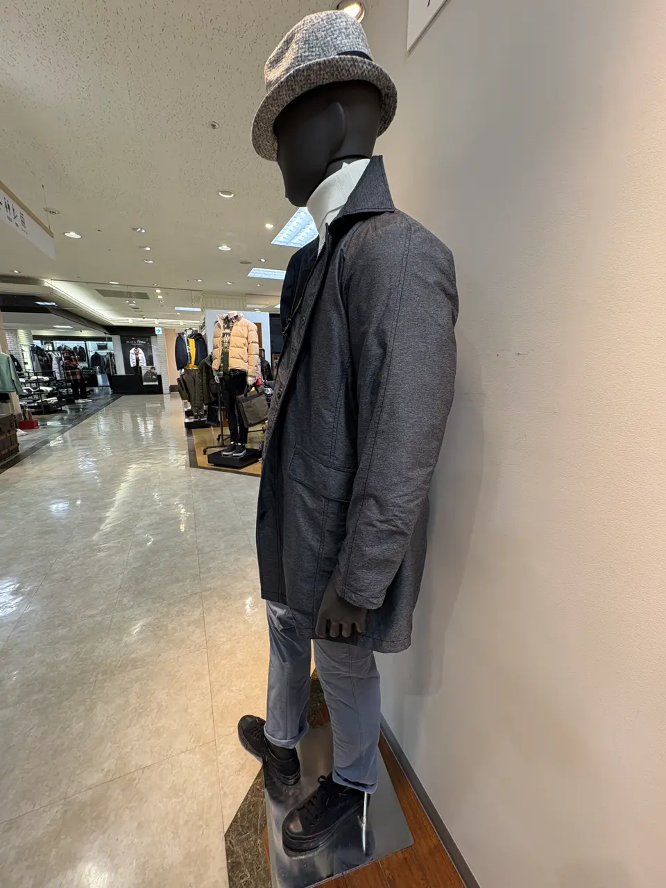 JOSEPH ABBOUD 坪井 コーディネート画像