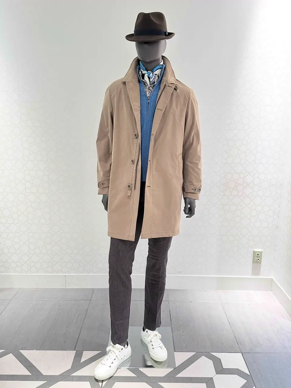 JOSEPH ABBOUD 石川 コーディネート画像