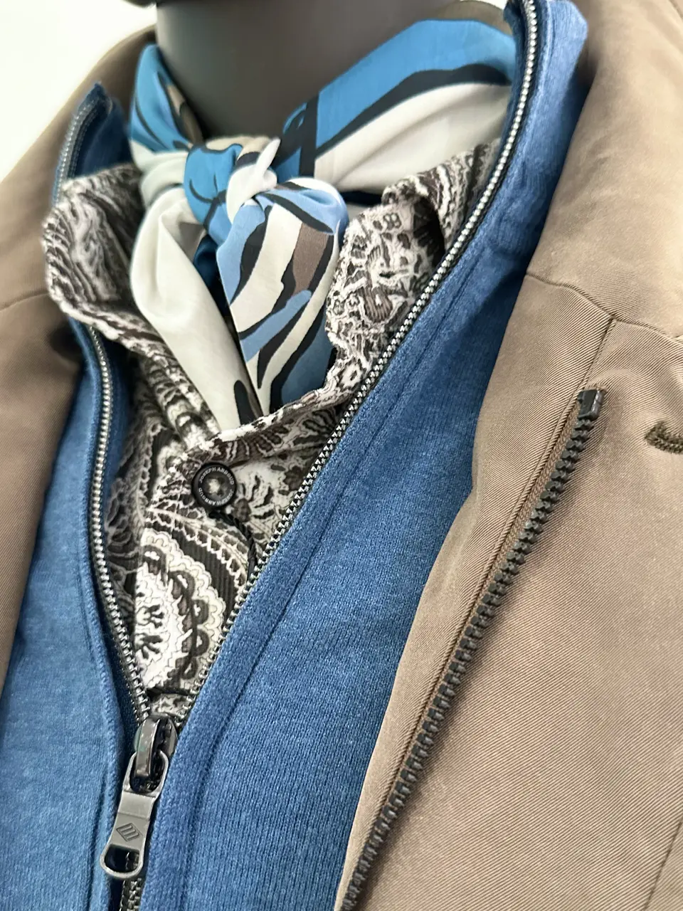 JOSEPH ABBOUD 石川 コーディネート画像