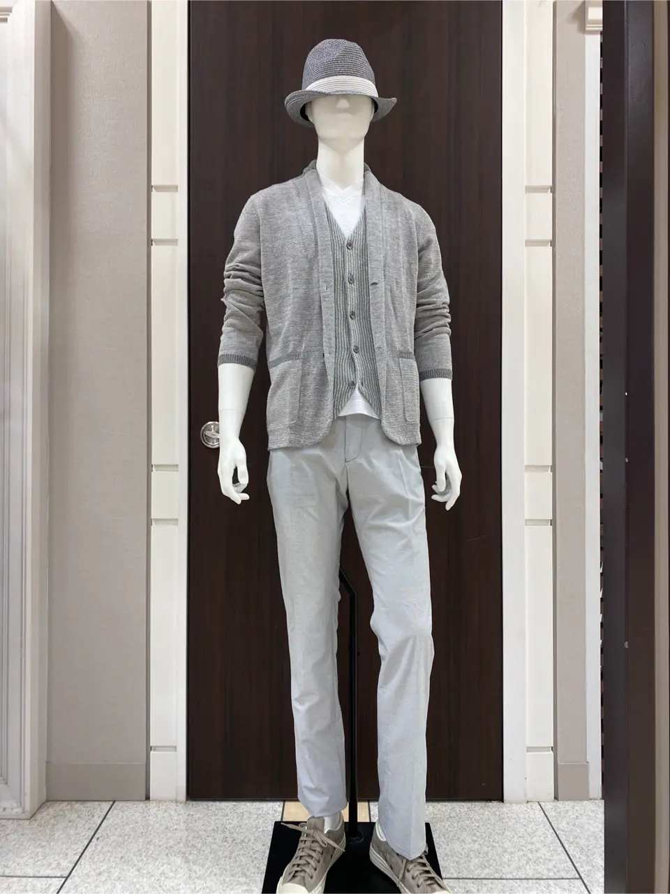 JOSEPH ABBOUD 松山 コーディネート画像