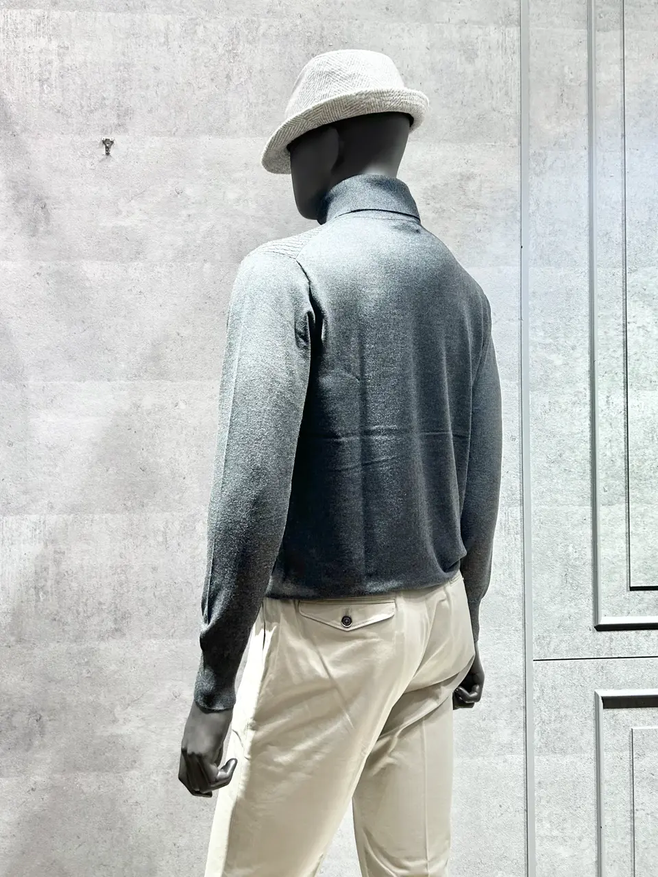 JOSEPH ABBOUD 二澤 コーディネート画像