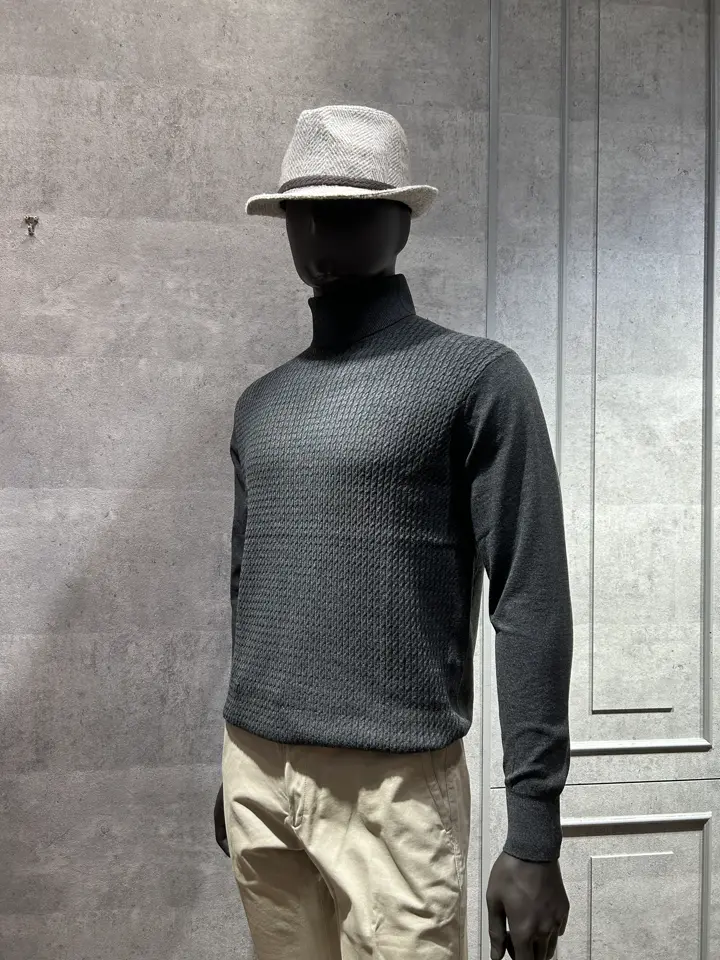 JOSEPH ABBOUD 上條 コーディネート画像