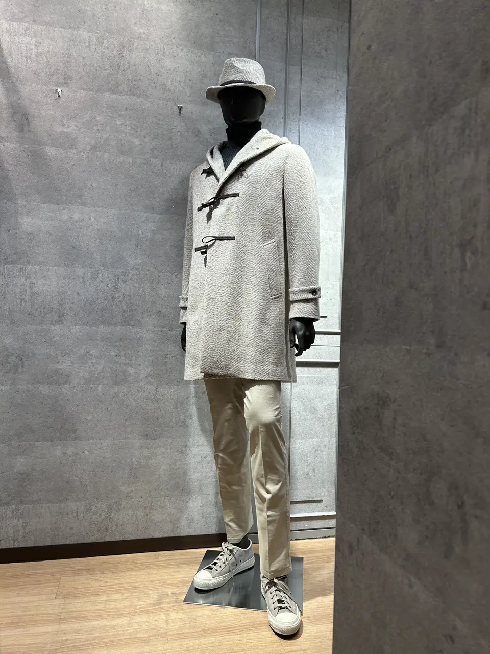 JOSEPH ABBOUD 上條 コーディネート画像