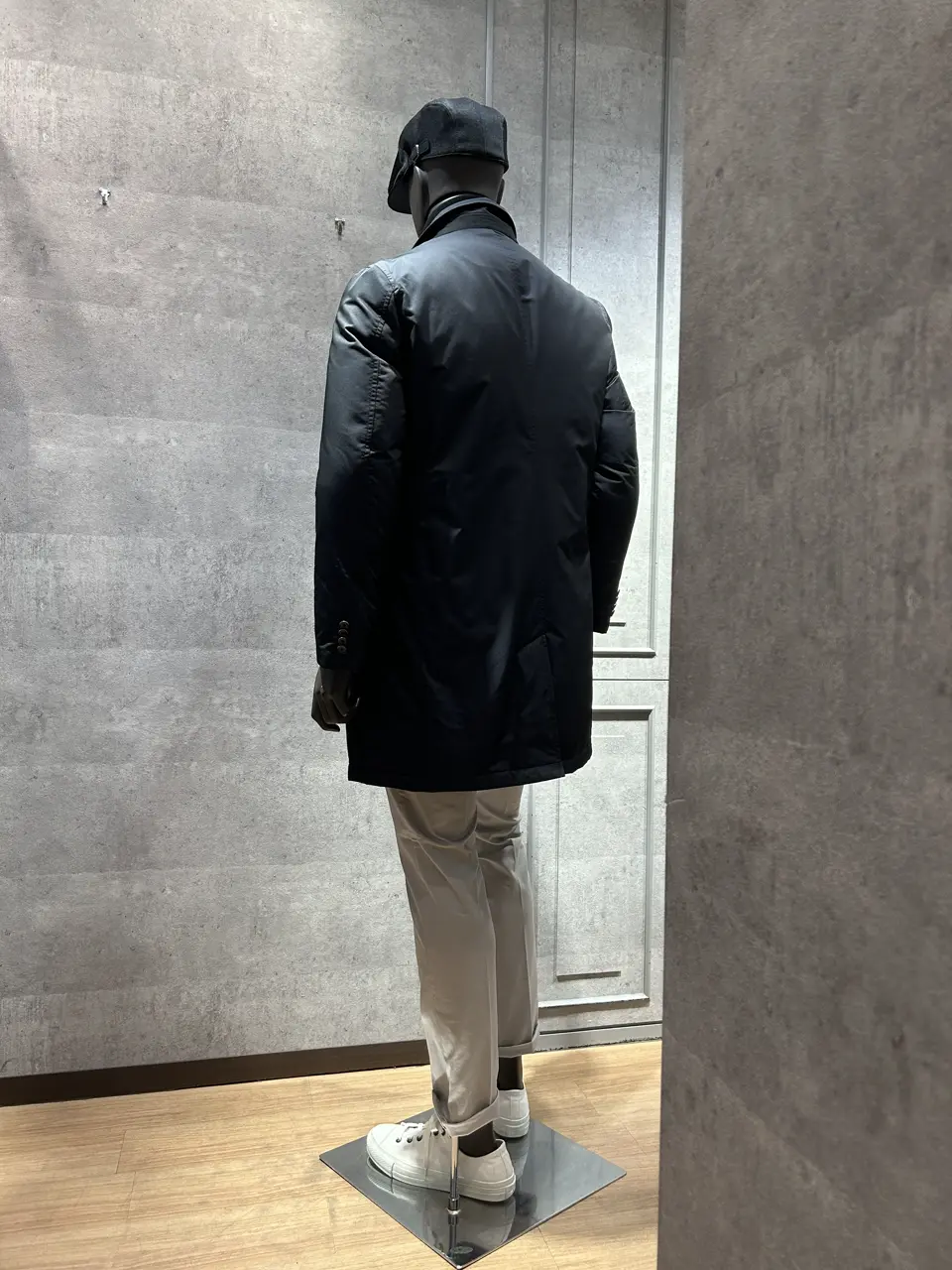 JOSEPH ABBOUD 上條 コーディネート画像