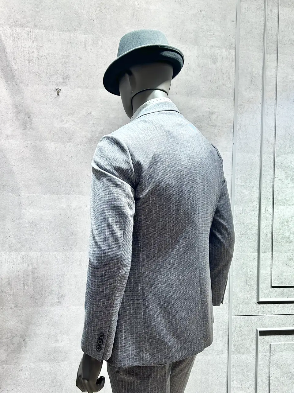 JOSEPH ABBOUD 二澤 コーディネート画像