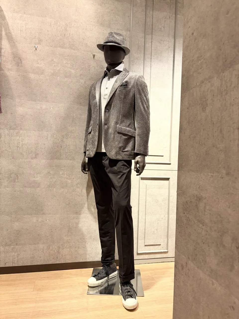 JOSEPH ABBOUD 上條 コーディネート画像