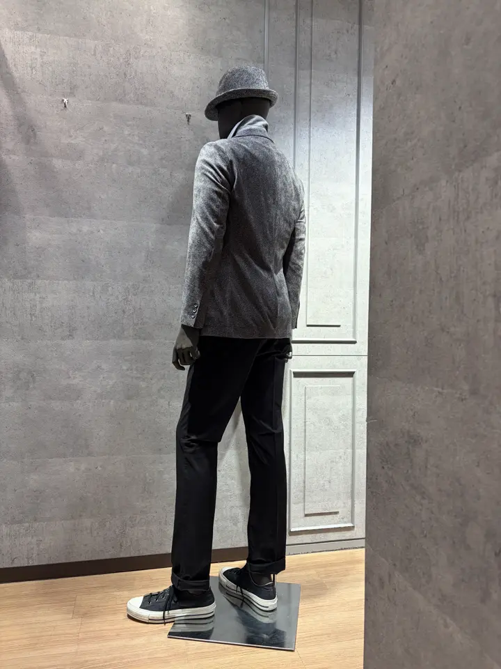 JOSEPH ABBOUD 上條 コーディネート画像