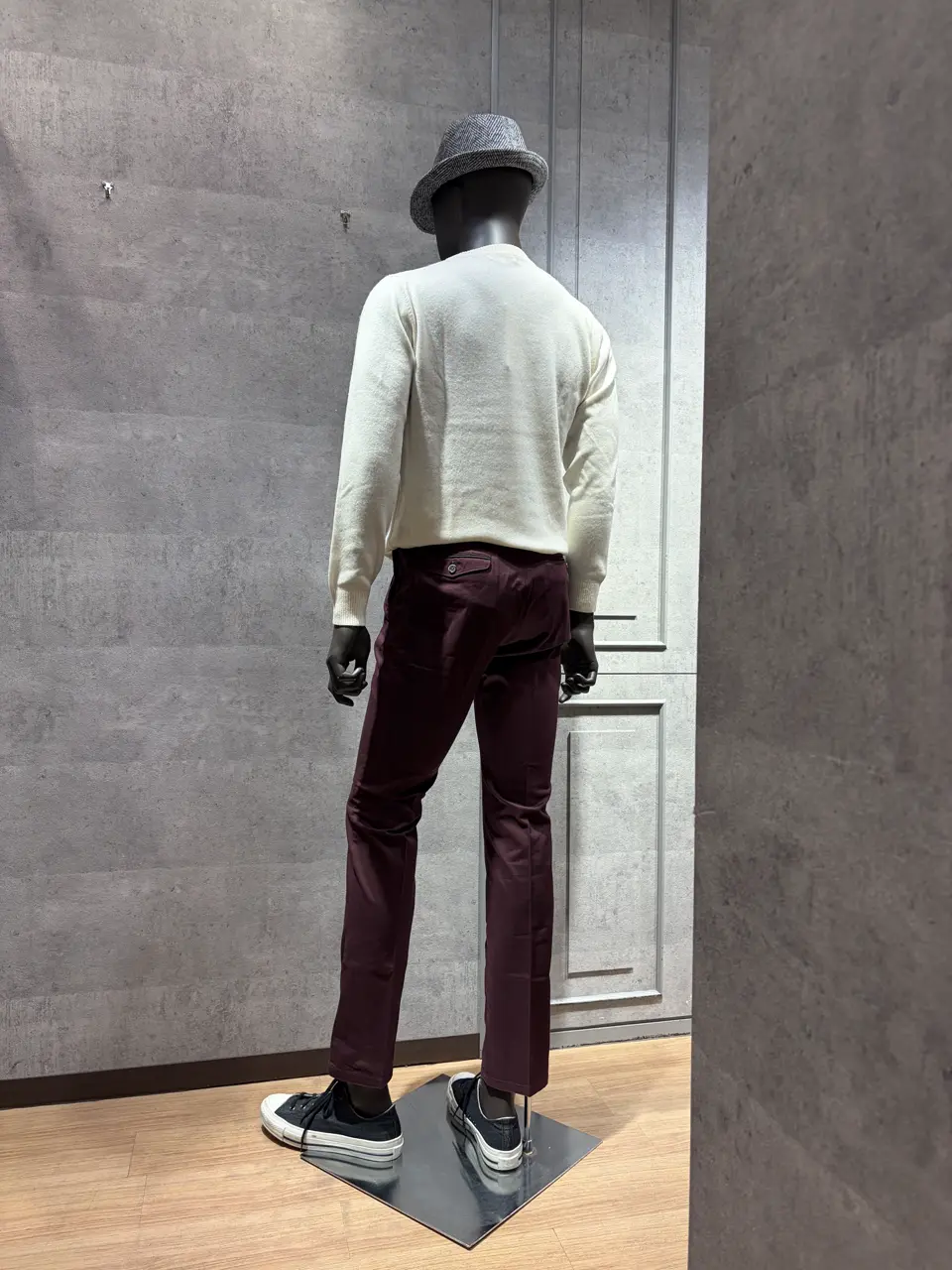 JOSEPH ABBOUD 上條 コーディネート画像