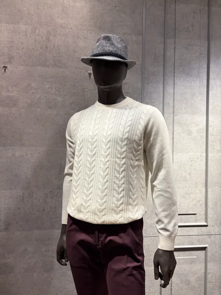 JOSEPH ABBOUD 上條 コーディネート画像