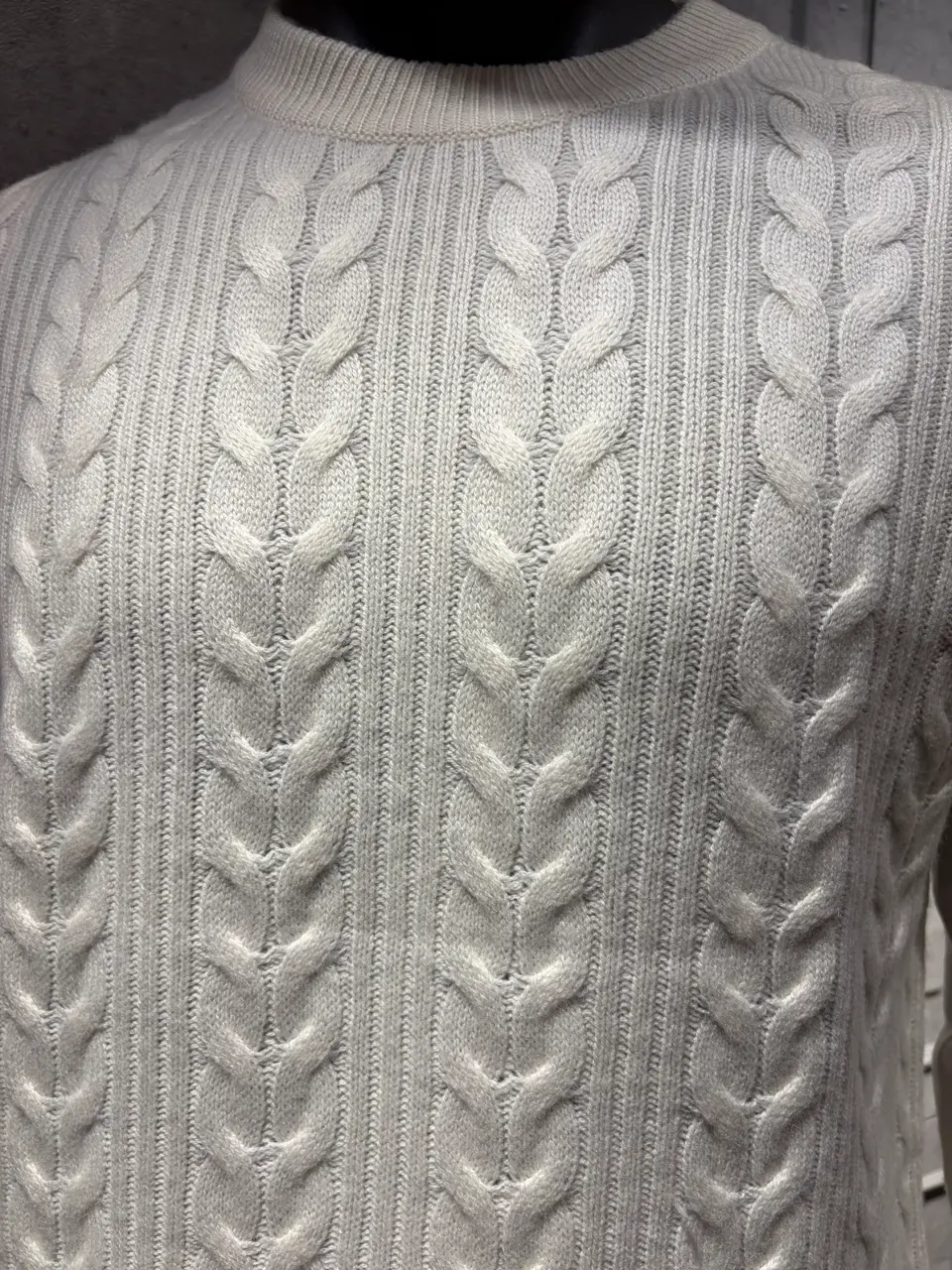 JOSEPH ABBOUD 上條 コーディネート画像