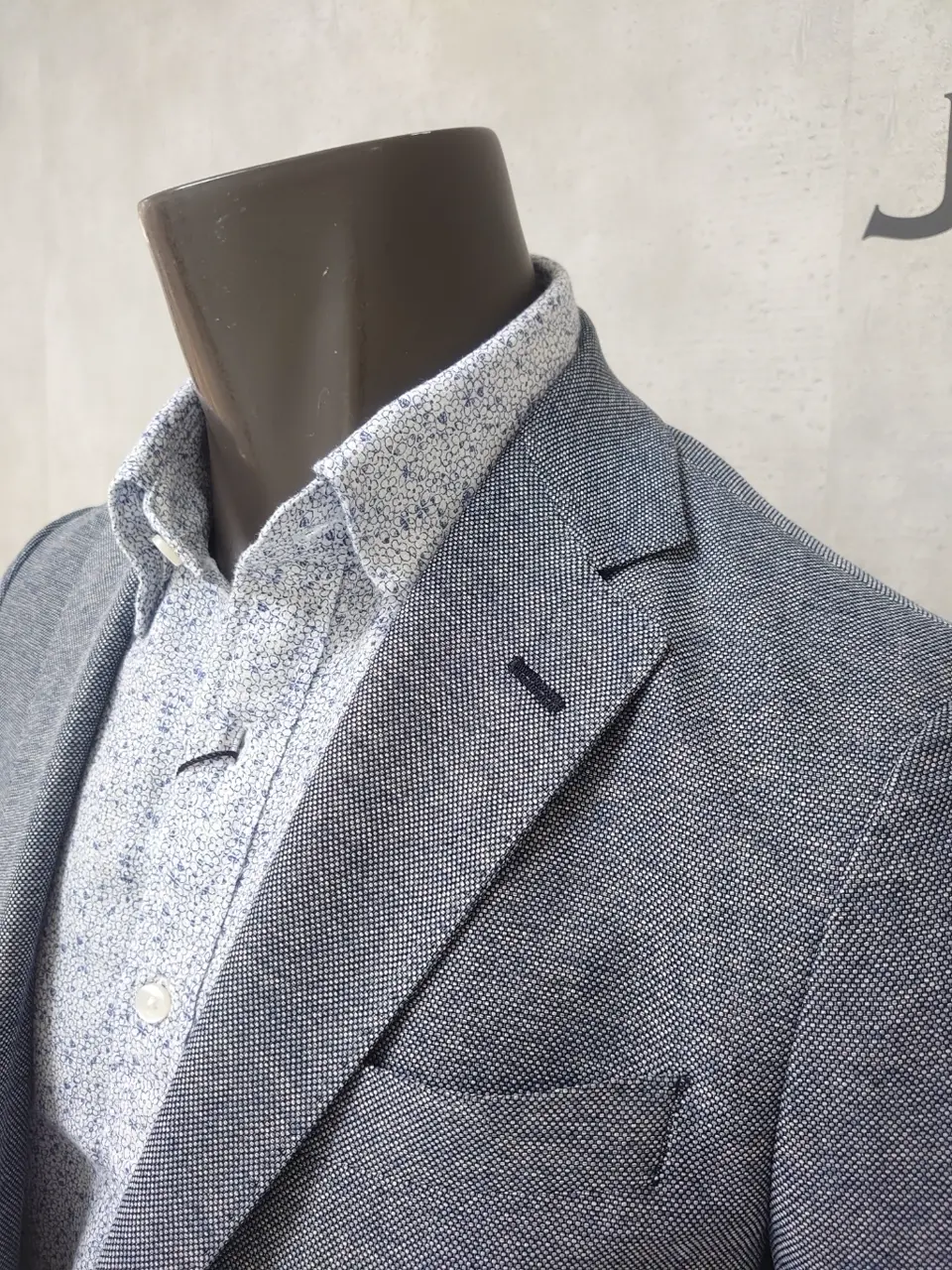 JOSEPH ABBOUD 石川 コーディネート画像