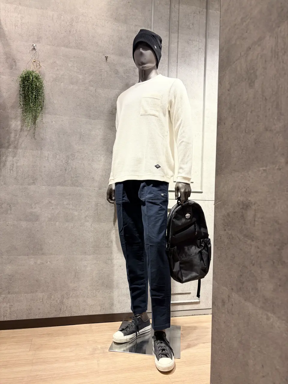  上條 コーディネート画像