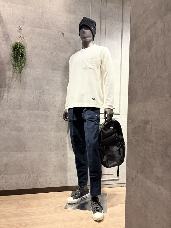 JOSEPH ABBOUD MOUNTAIN 上條 コーディネート画像