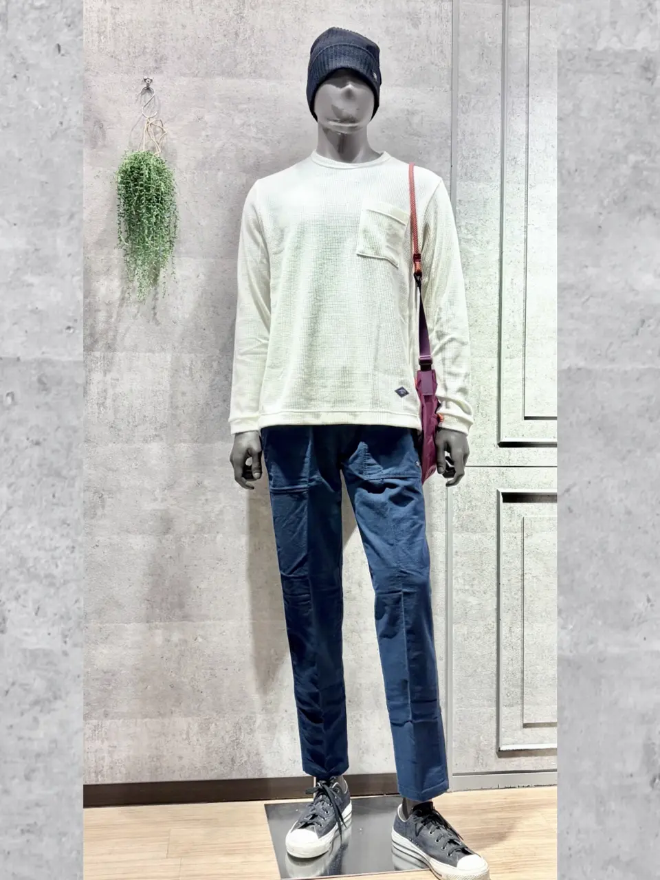 JOSEPH ABBOUD MOUNTAIN 二澤 コーディネート画像