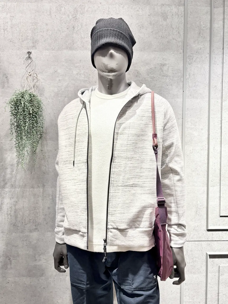 JOSEPH ABBOUD MOUNTAIN 二澤 コーディネート画像