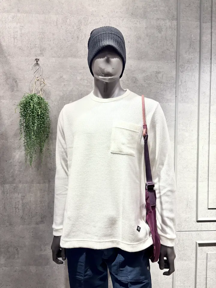 JOSEPH ABBOUD MOUNTAIN 二澤 コーディネート画像