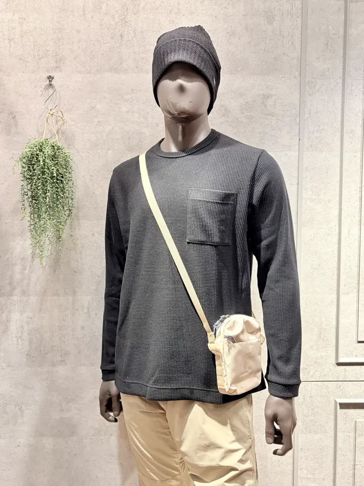 JOSEPH ABBOUD MOUNTAIN 二澤 コーディネート画像