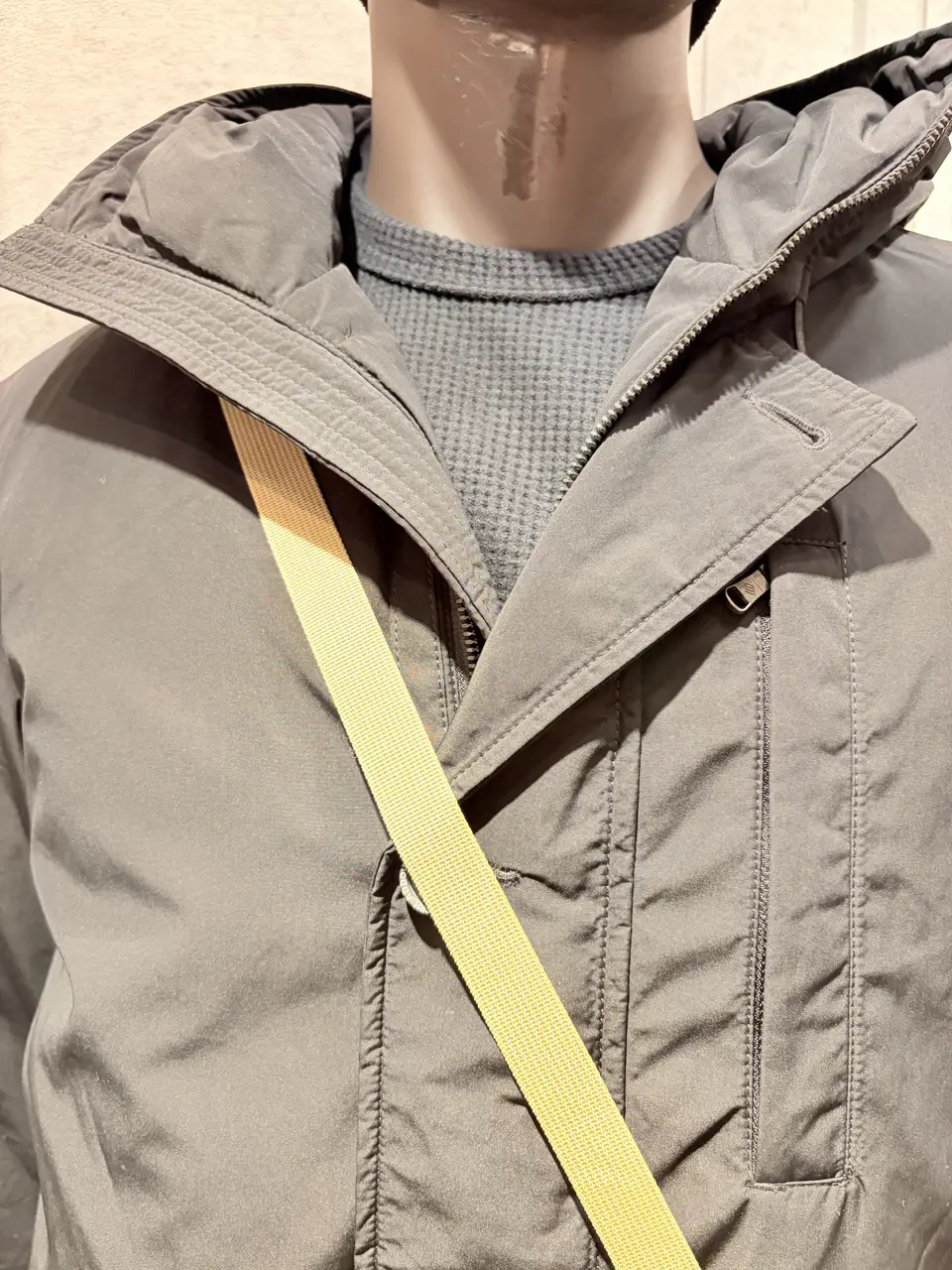 JOSEPH ABBOUD MOUNTAIN 上條 コーディネート画像