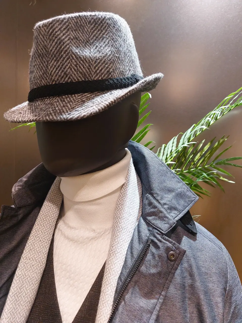 JOSEPH ABBOUD 清水 コーディネート画像