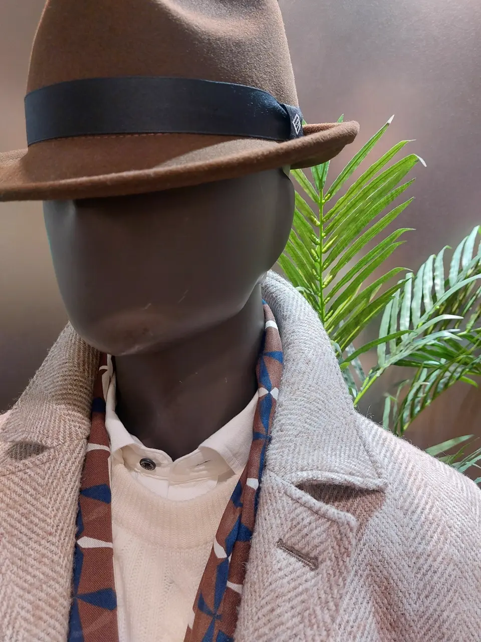 JOSEPH ABBOUD 清水 コーディネート画像