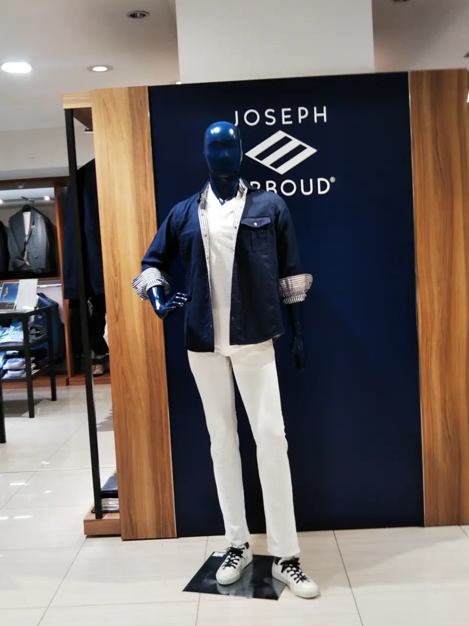  鈴木 コーディネート画像