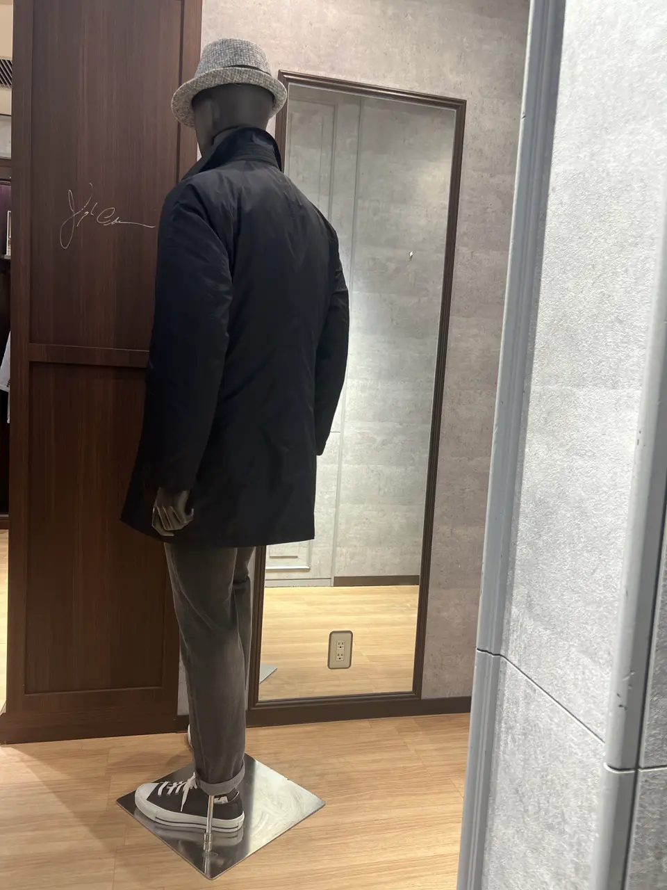 JOSEPH ABBOUD 上條 コーディネート画像