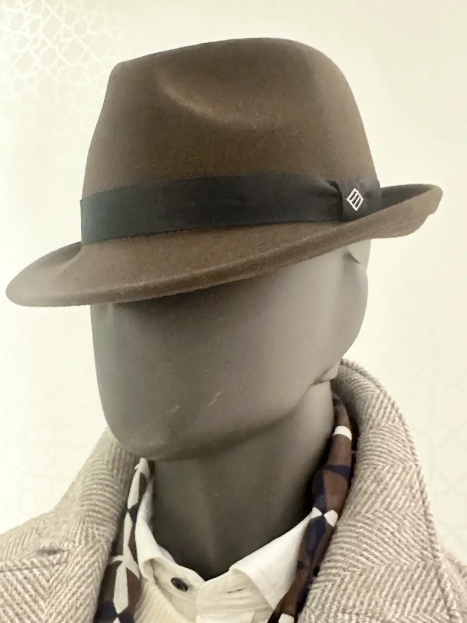 JOSEPH ABBOUD 石川 コーディネート画像