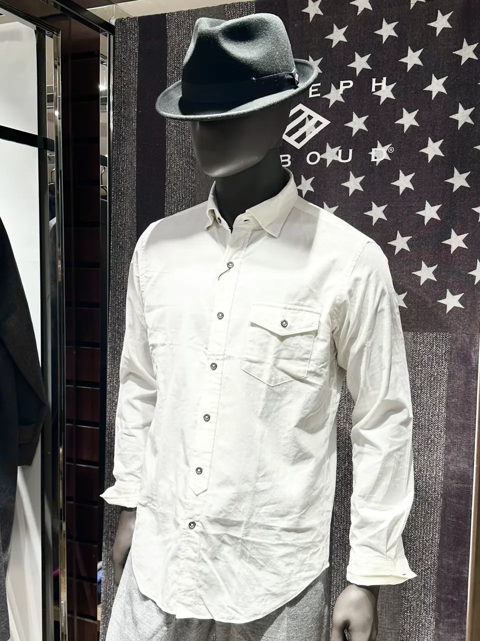 JOSEPH ABBOUD 小田 コーディネート画像