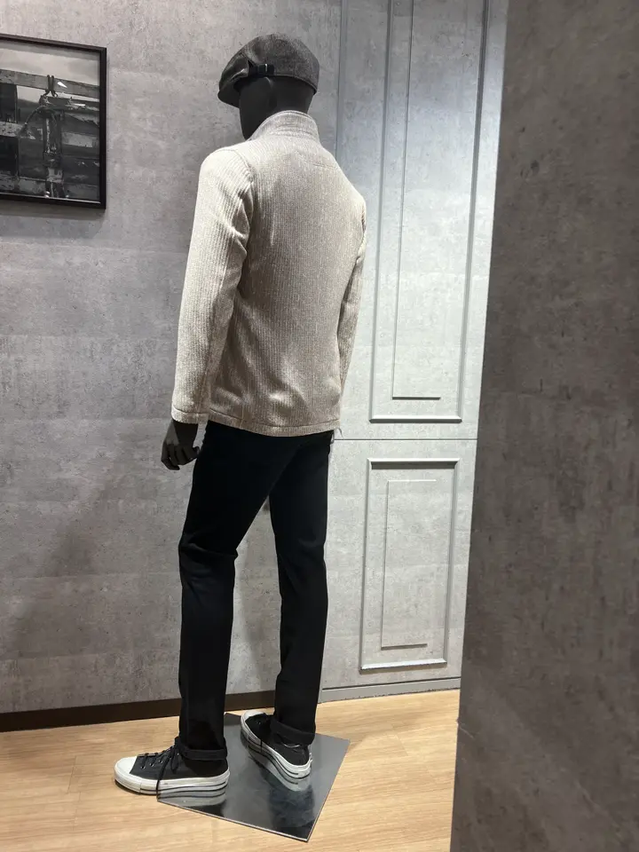 JOSEPH ABBOUD 上條 コーディネート画像