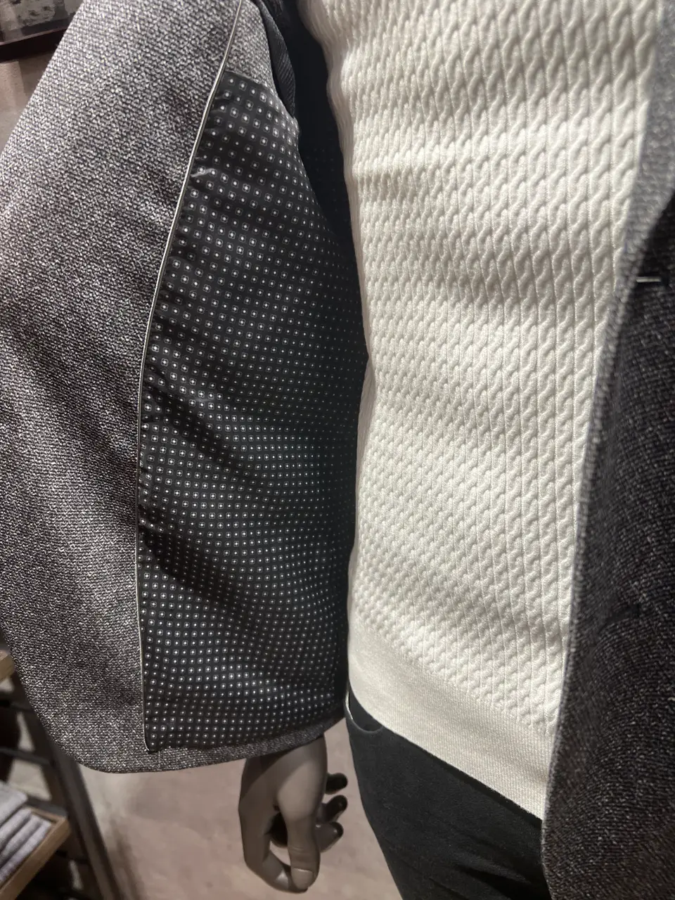 JOSEPH ABBOUD 上條 コーディネート画像