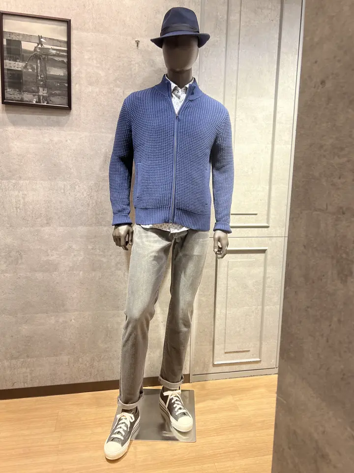 JOSEPH ABBOUD 上條 コーディネート画像