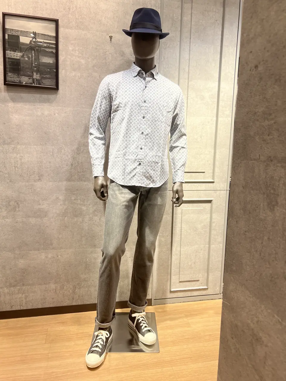 JOSEPH ABBOUD 上條 コーディネート画像