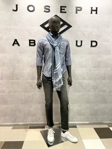 JOSEPH ABBOUD 東　 コーディネート画像
