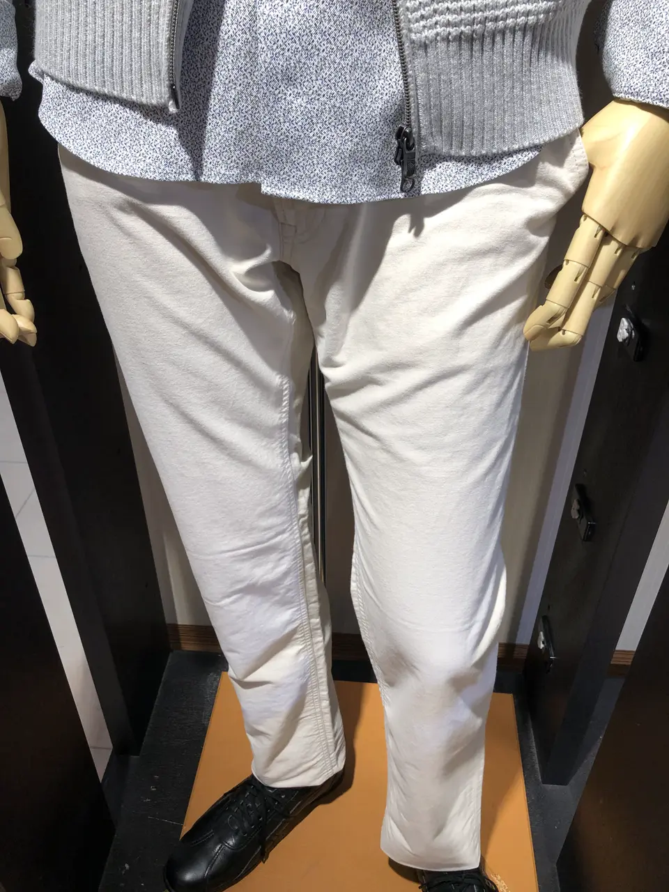 JOSEPH ABBOUD 山口 コーディネート画像