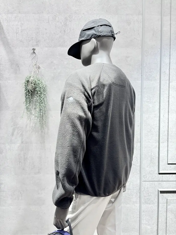 JOSEPH ABBOUD MOUNTAIN 二澤 コーディネート画像