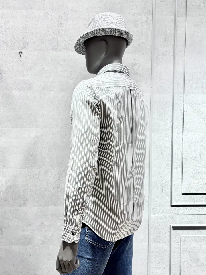 JOSEPH ABBOUD 二澤 コーディネート画像