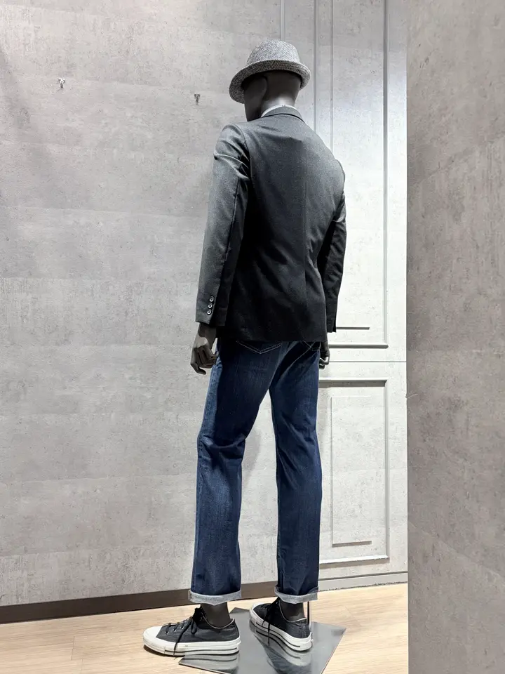 JOSEPH ABBOUD 上條 コーディネート画像