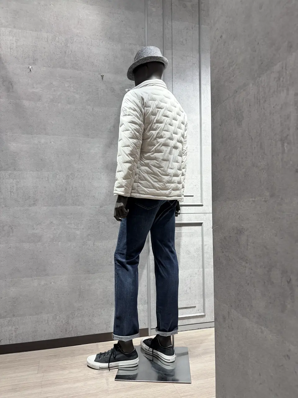 JOSEPH ABBOUD 上條 コーディネート画像