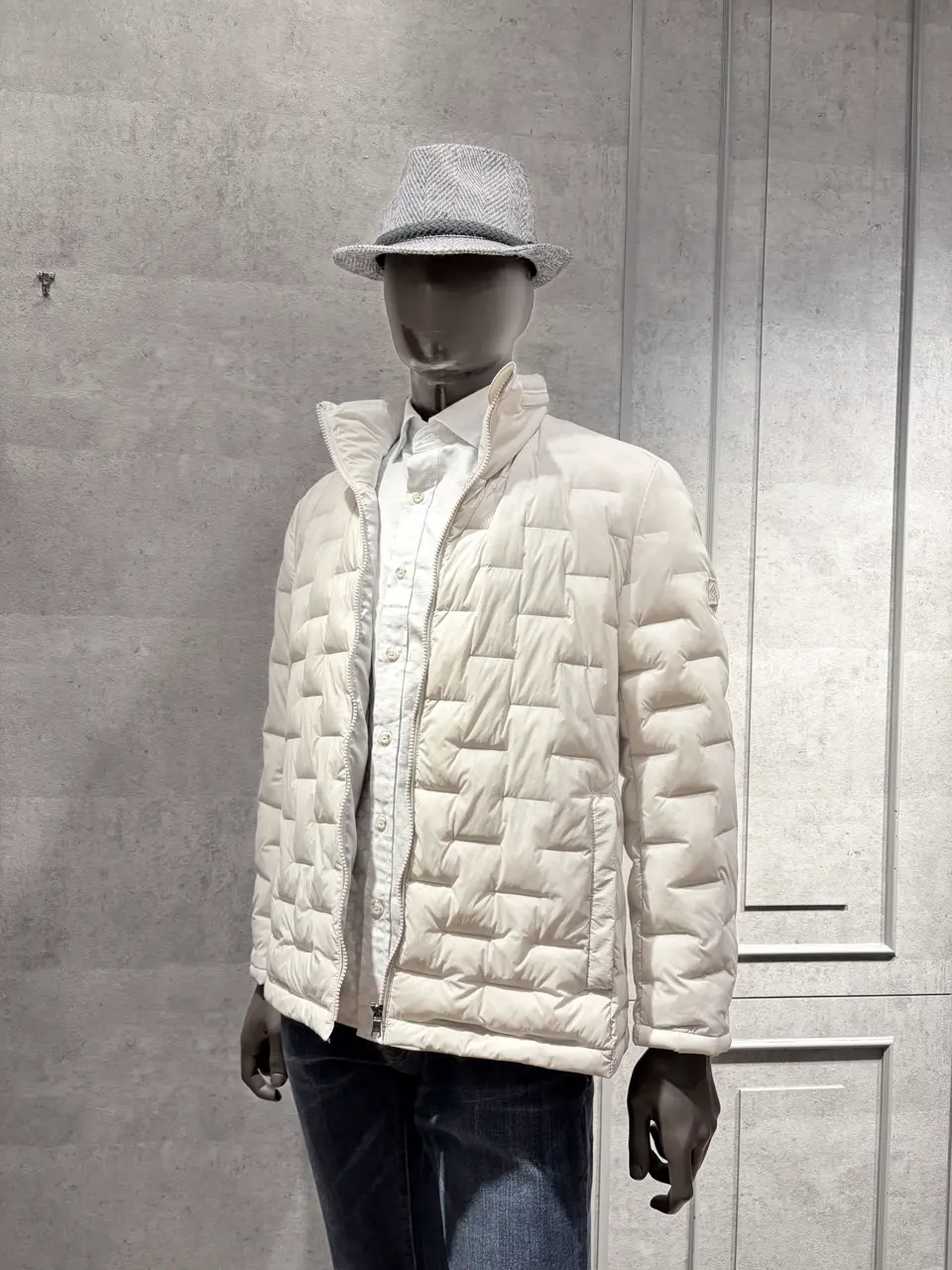 JOSEPH ABBOUD 上條 コーディネート画像