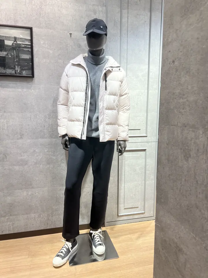 JOSEPH ABBOUD MOUNTAIN 上條 コーディネート画像