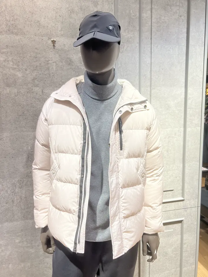 JOSEPH ABBOUD MOUNTAIN 上條 コーディネート画像