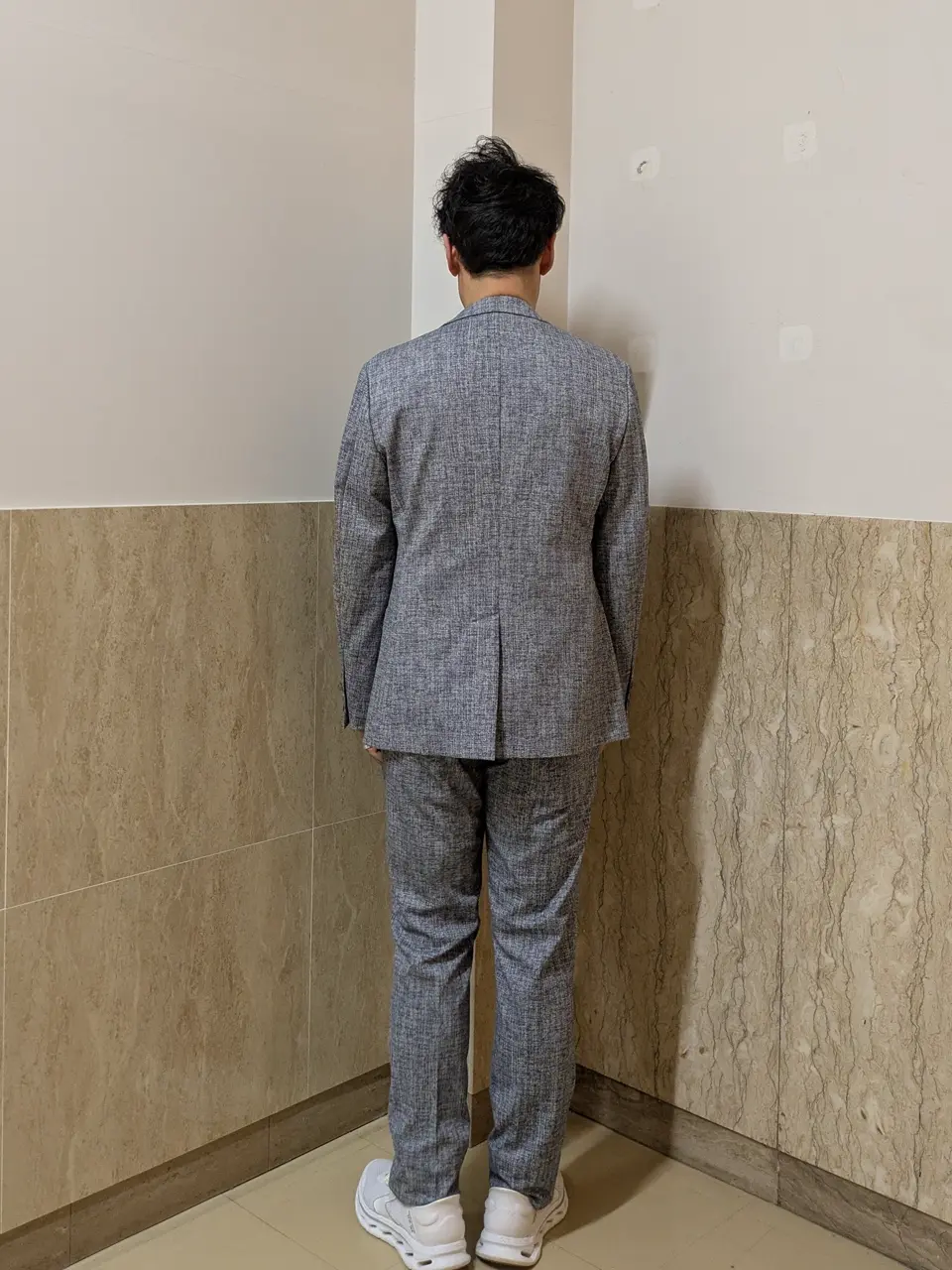 JOSEPH ABBOUD 橋場 コーディネート画像