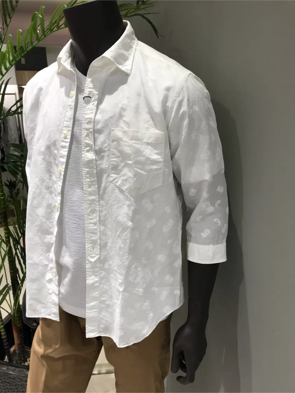 JOSEPH ABBOUD 伊津野 コーディネート画像