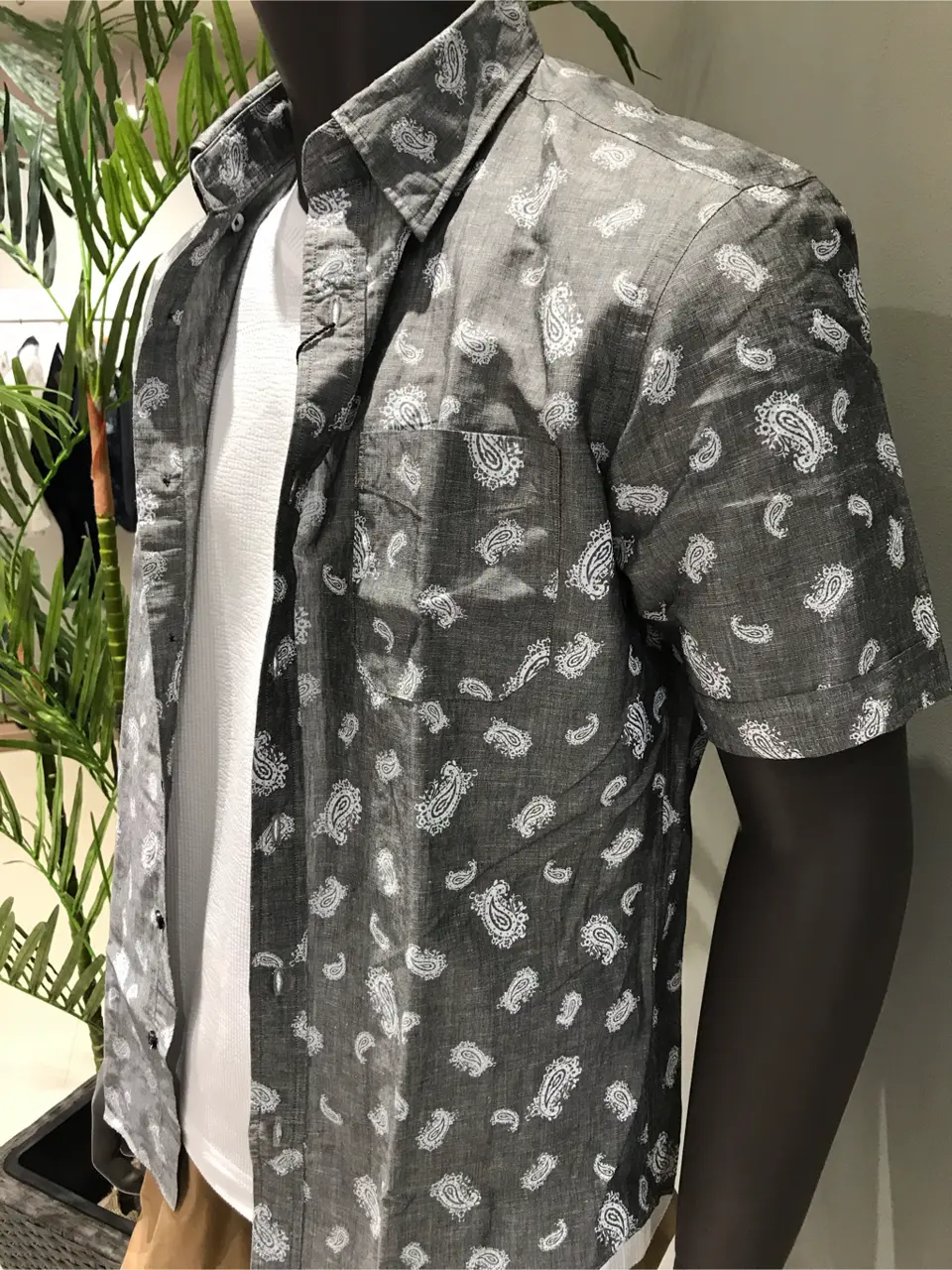 JOSEPH ABBOUD 伊津野 コーディネート画像