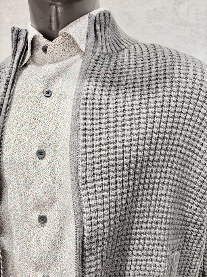 JOSEPH ABBOUD 二澤 コーディネート画像