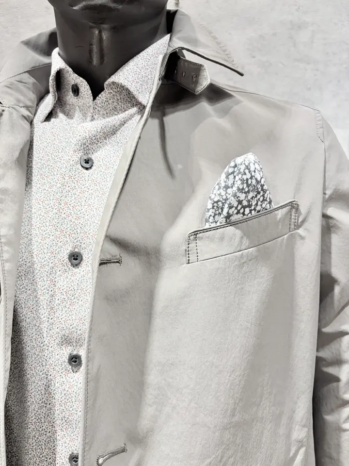 JOSEPH ABBOUD 二澤 コーディネート画像