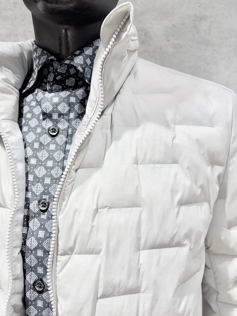 JOSEPH ABBOUD 二澤 コーディネート画像