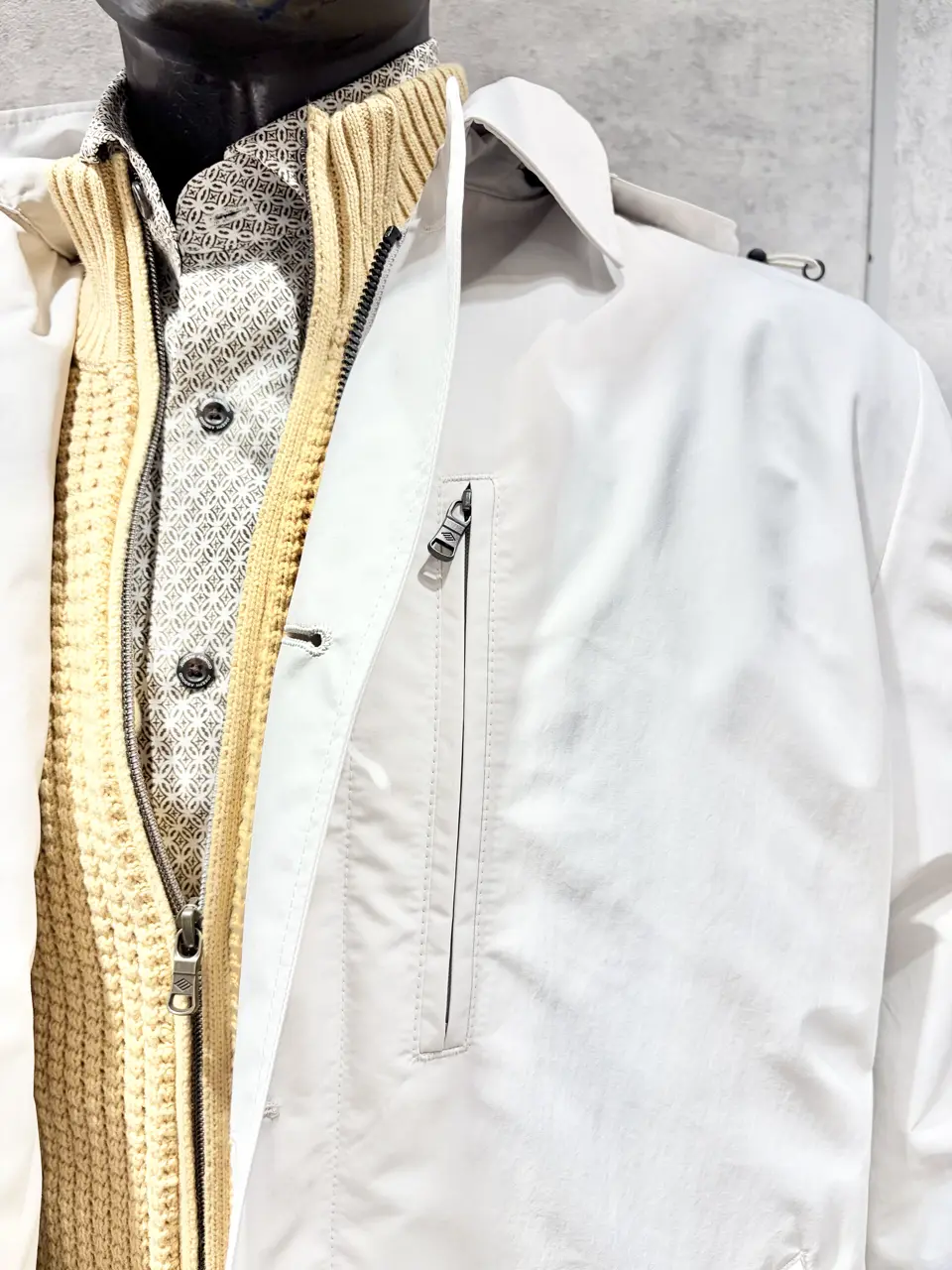 JOSEPH ABBOUD 二澤 コーディネート画像