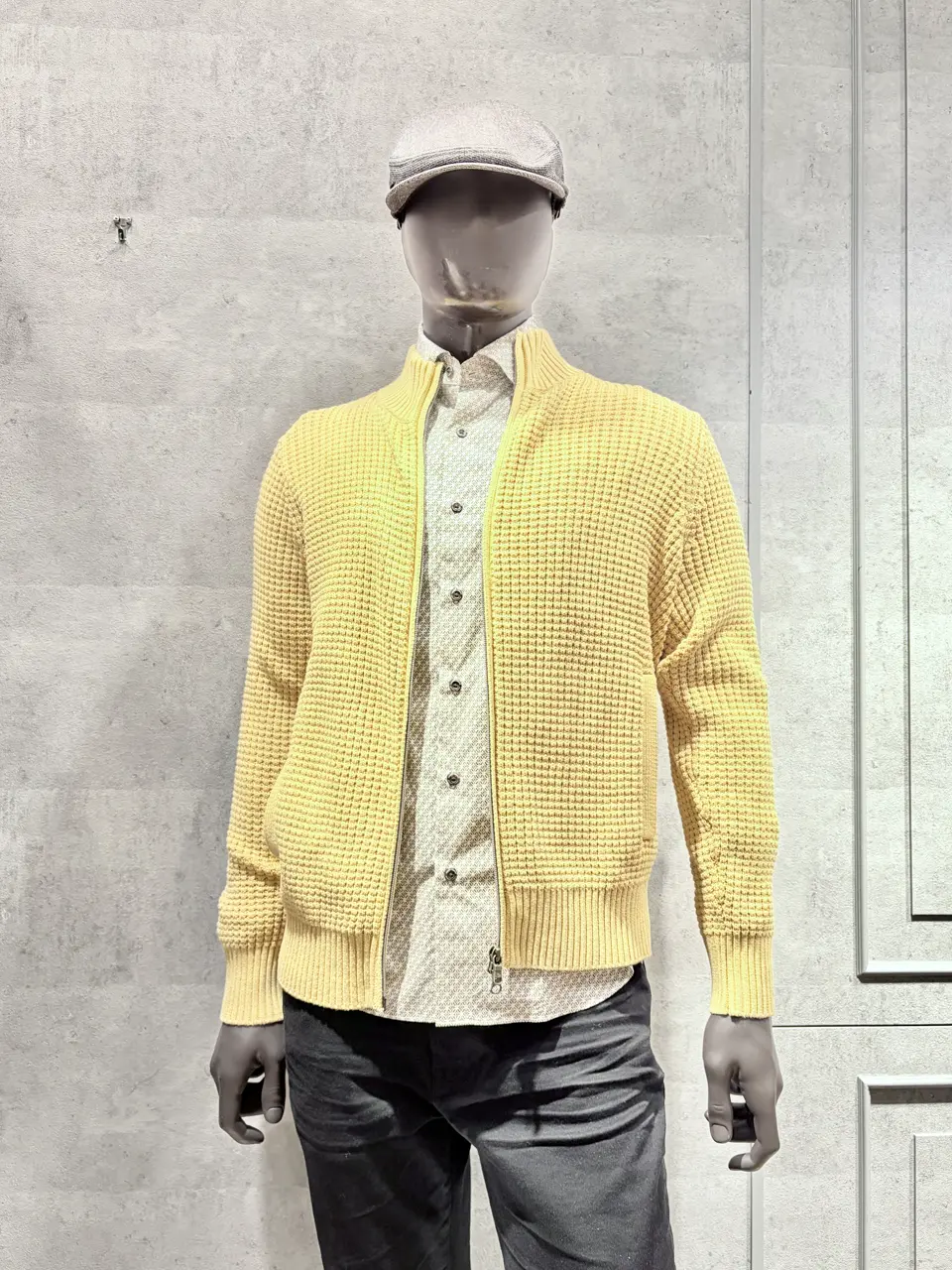 JOSEPH ABBOUD 二澤 コーディネート画像